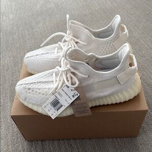Yeezy Boost 350 V2 White Sneakers